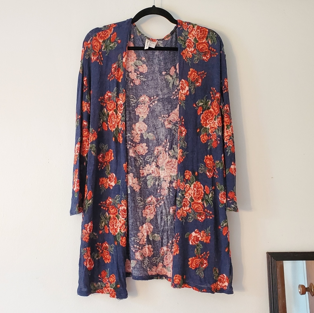 DIVIDED Floral Cardigan